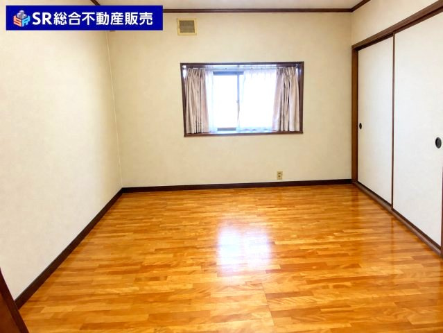 菱江5丁目中古戸建の洋室|シンプルで使いやすい洋室です！（AIで残置物削除）