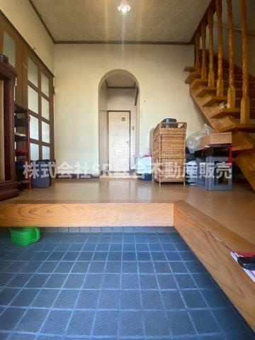 菱江5丁目中古戸建の玄関|開放感のある玄関です♪