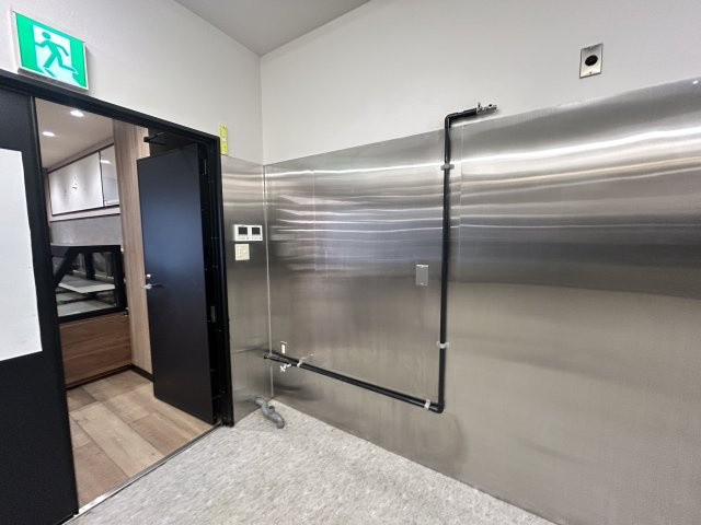 仙川ビルのロビー