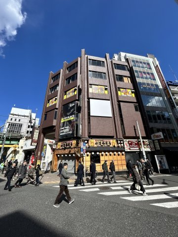 勝又ビルの外観