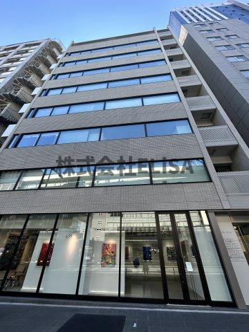 六本木三幸ビルの外観