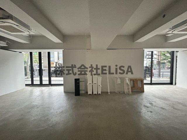 六本木三幸ビルのロビー