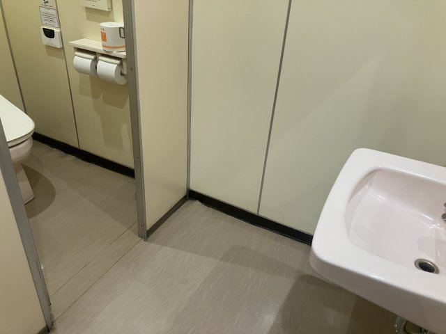 第５東ビルのトイレ