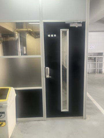 第５東ビルのエントランス