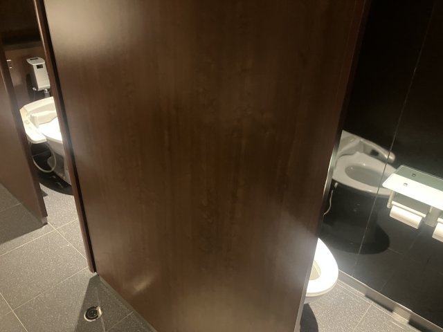 ビュレックス麹町のロビー
