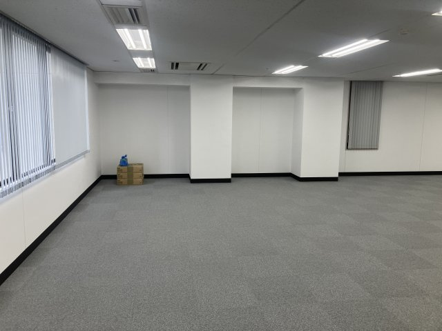 本郷天理ビルの内装