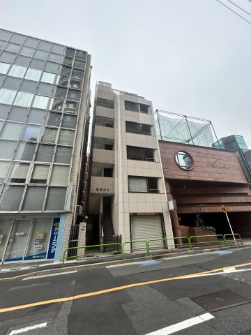 富岳ビルの外観