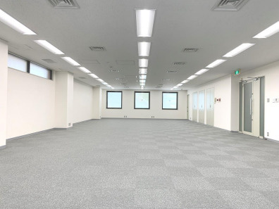 三軒茶屋堀商ビルのロビー