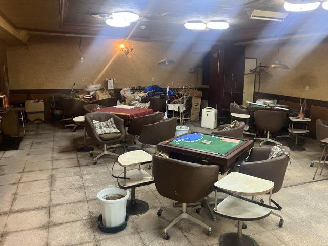 大湯ビルのロビー