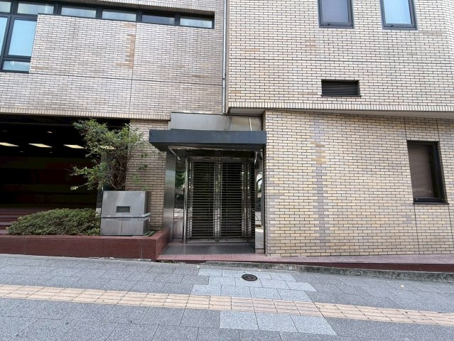 サンポウ池袋ビル　102のエントランス