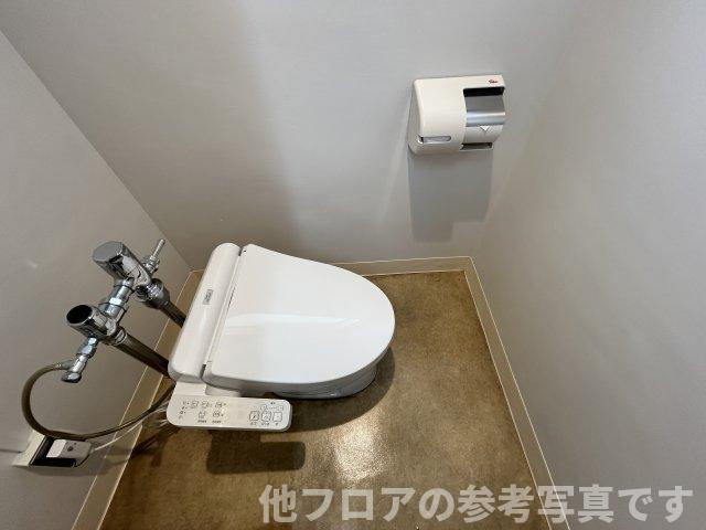 新大宗道玄坂上ビル　801のトイレ