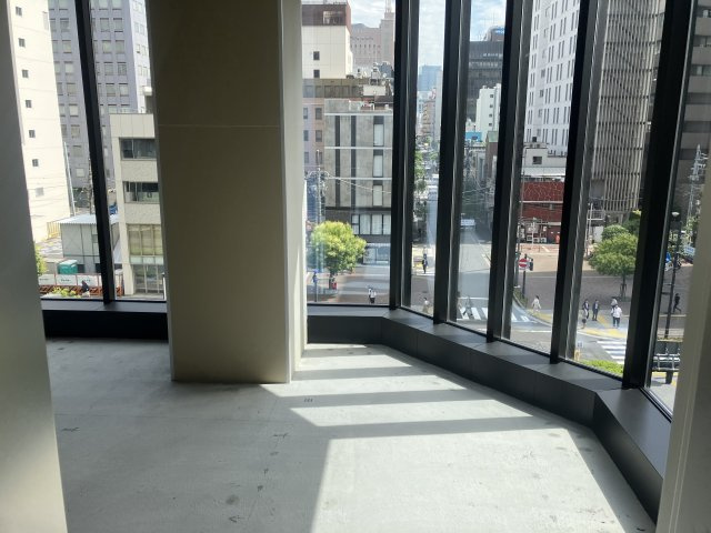 愛場新橋タワーのロビー