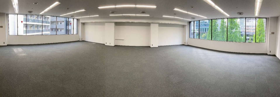 第四田町ビルのロビー