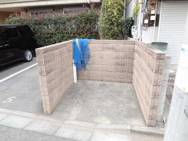 ヴァン・クレールのその他共用部分|★敷地内ゴミ置き場★