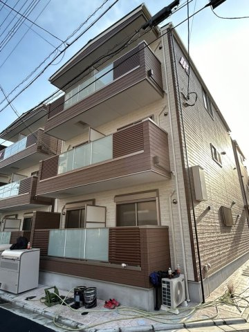 LEPUS御厨Bの外観