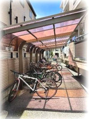 【その他共用部分】 | メゾン・ド・ヴァンセーヌ　14826 | 敷地に内に駐輪場あり