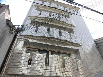 五条セフィーマンションの外観