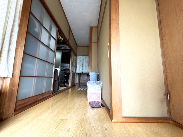 350㎡越え宅地！足利市梁田町　平屋建ての内装|廊下です