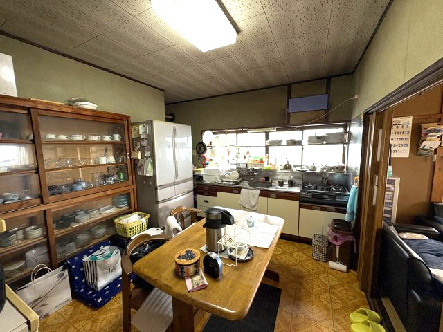 350㎡越え宅地！足利市梁田町　平屋建てのキッチン
