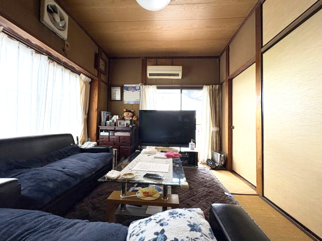 350㎡越え宅地！足利市梁田町　平屋建ての和室|窓から富士山がみえます