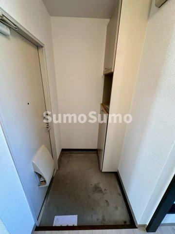 ファミール仁川IIの玄関