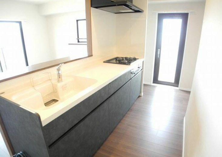 ライオンズマンション春日部シティの居間・リビング|施工例