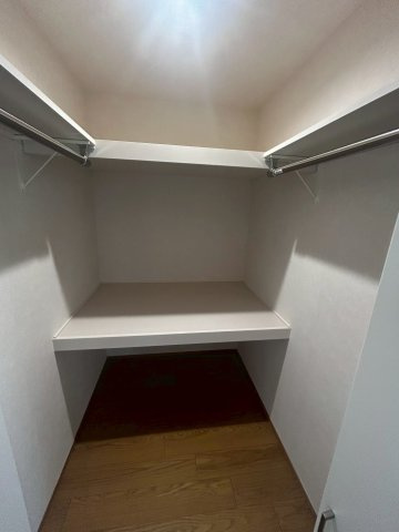 江戸川区平井２丁目ヘーベルハウスの収納|★1階WIC★