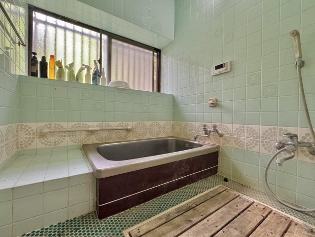 龍ヶ崎市塗戸町中古戸建の浴室