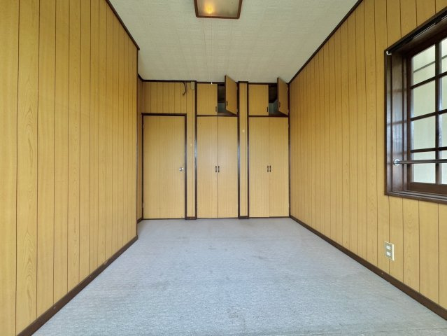 龍ヶ崎市塗戸町中古戸建の洋室