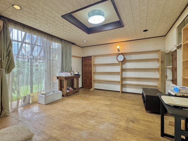 龍ヶ崎市塗戸町中古戸建の居間・リビング