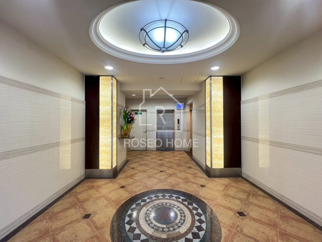 ラグゼ江戸堀のエントランス