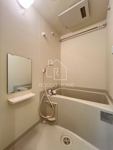 ラグゼ江戸堀の浴室