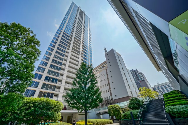 TOKYO TIMES TOWERの外観