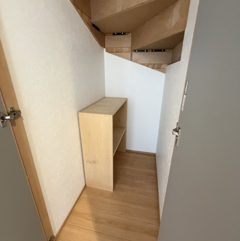 R　PARK　Ⅲの内装|明るい色調の室内です