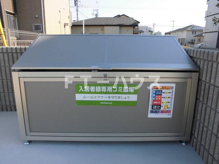 グランフラッツ幕張のその他共用部分|ゴミストッカー