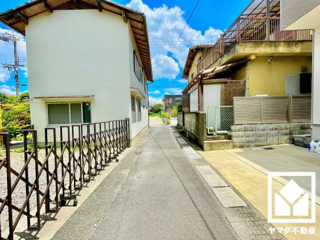久御山町林中垣内の前面道路含む現地写真