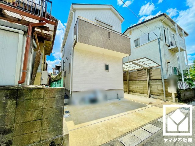 久御山町林中垣内の外観