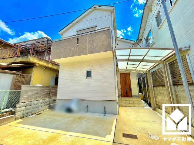 久御山町林中垣内の玄関