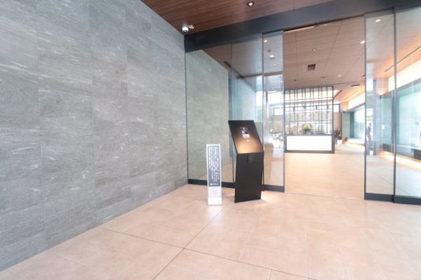 【エントランス】 | 【エントランス】エントランスホールには天井高約3.5mののびやかな空間があります◎