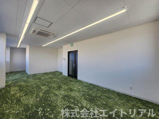 豊田市四郷町森前南　貸店舗・事務所の内装