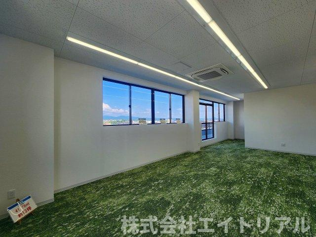 豊田市四郷町森前南　貸店舗・事務所の内装