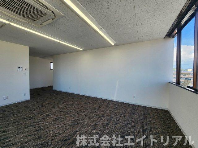 豊田市四郷町森前南　貸店舗・事務所の内装