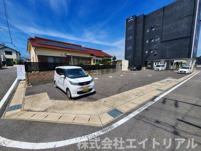 豊田市四郷町森前南　貸店舗・事務所の駐車場