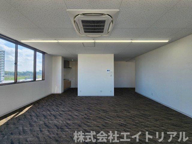 豊田市四郷町森前南　貸店舗・事務所の内装