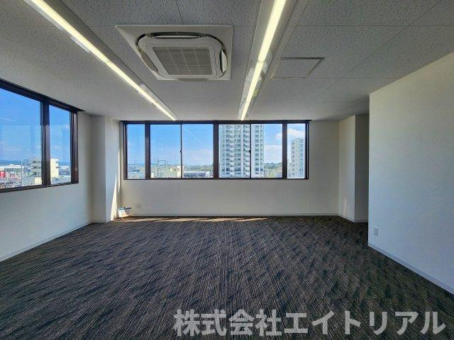 豊田市四郷町森前南　貸店舗・事務所の内装
