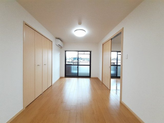 ウインドスクエアの居間・リビング|ゆったりとした居間です