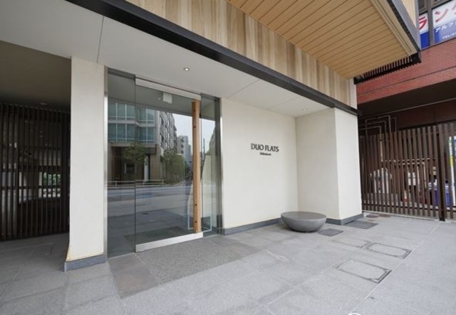 デュオフラッツ芝公園のエントランス