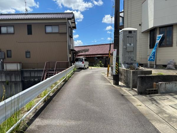 岡崎市井田町星九田・中古戸建の前面道路含む現地写真|前面道路です。