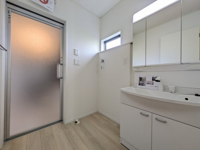 【独立洗面台】