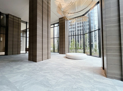 ブランズタワー大阪本町のロビー